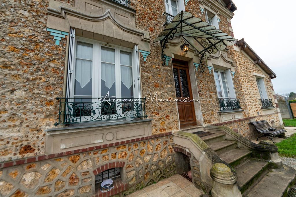 Achat maison à vendre 5 chambres 195 m² - Thiers-sur-Thève