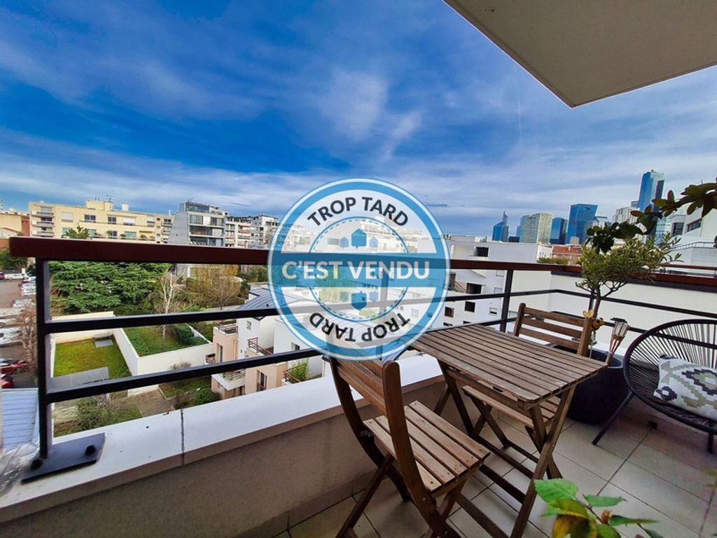 Achat appartement à vendre 4 pièces 100 m² - Courbevoie