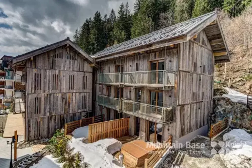 Achat appartement à vendre 5 pièces 115 m² - Chamonix-Mont-Blanc