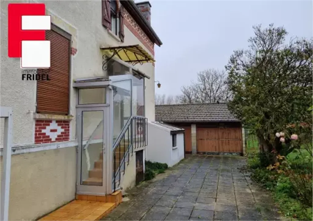 Achat maison à vendre 2 chambres 73 m² - Marigny-le-Châtel