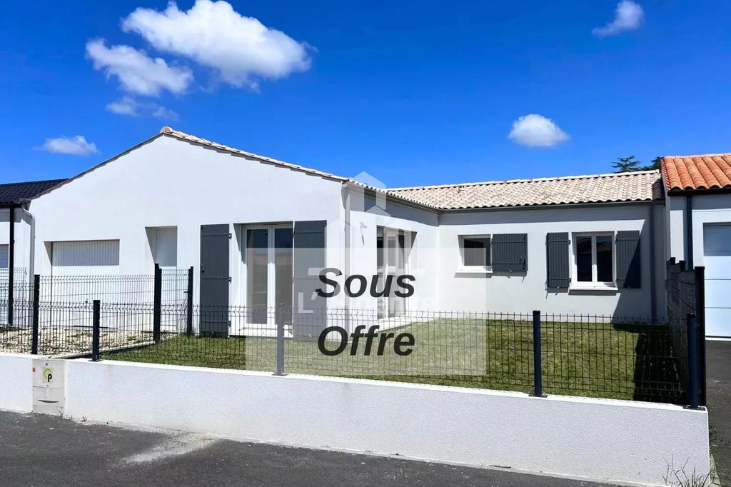 Achat maison à vendre 3 chambres 130 m² - Saint-Sulpice-de-Royan