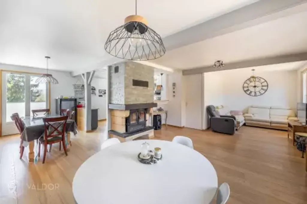 Achat maison à vendre 4 chambres 120 m² - Montmerle-sur-Saône