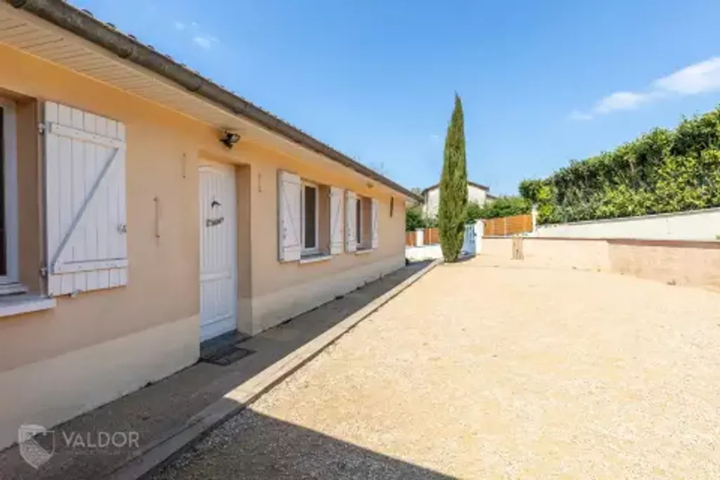 Achat maison à vendre 4 chambres 120 m² - Montmerle-sur-Saône