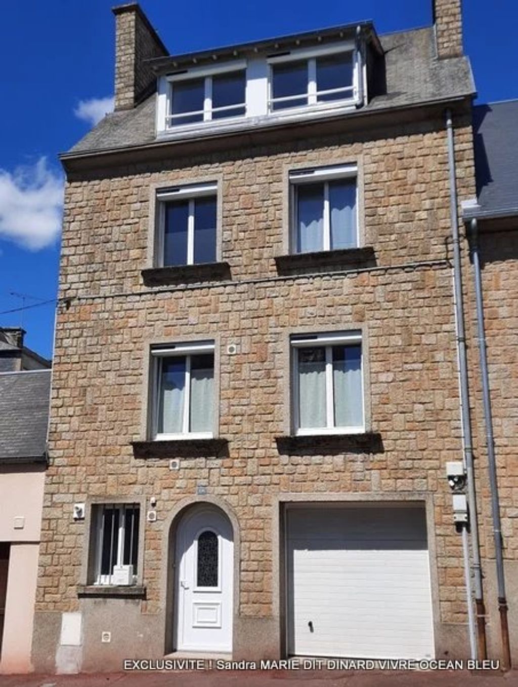 Achat maison à vendre 4 chambres 123 m² - Saint-Hilaire-du-Harcouët