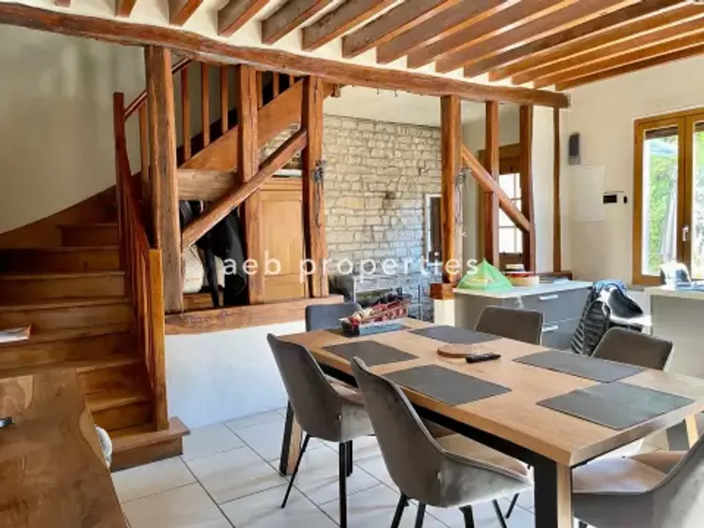 Achat maison à vendre 4 chambres 215 m² - Les Noës-près-Troyes