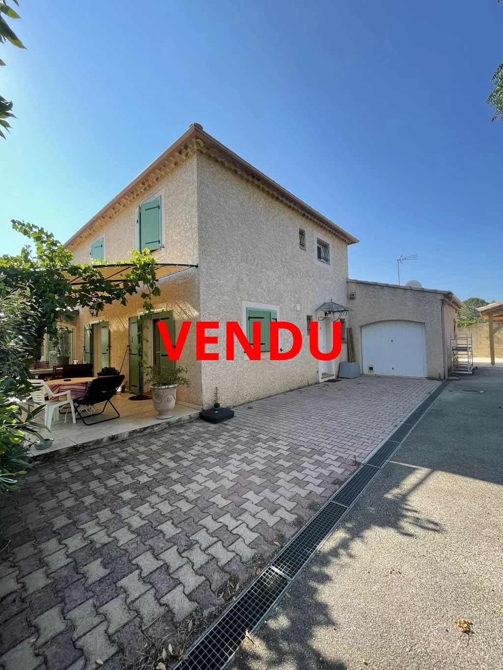 Achat maison à vendre 5 chambres 163 m² - Castillon-du-Gard