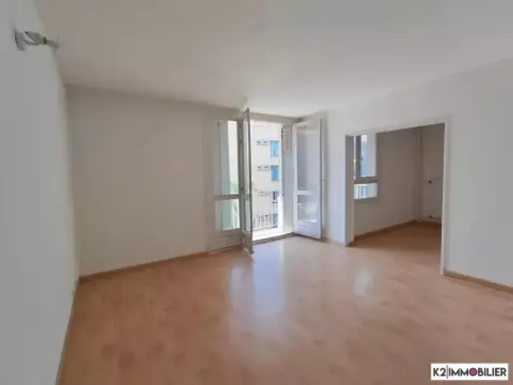 Achat appartement à vendre 5 pièces 80 m² - Montélimar