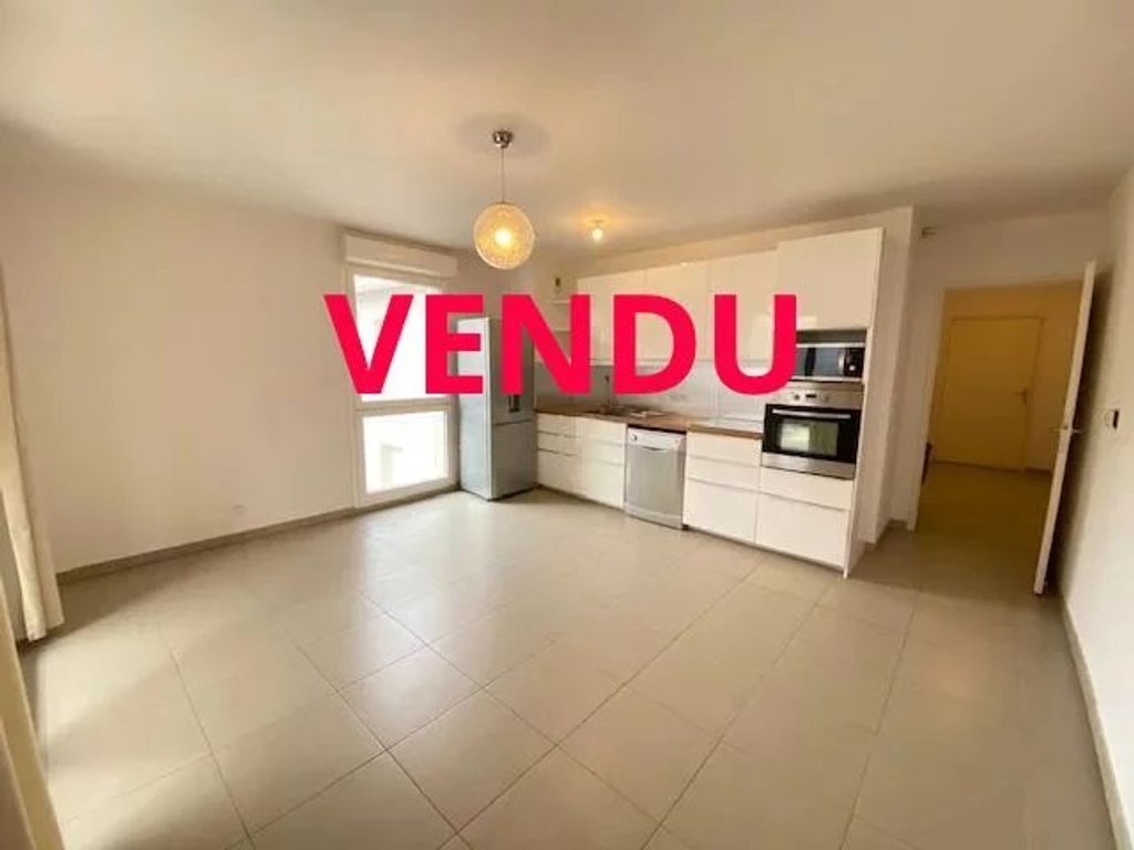 Achat appartement à vendre 2 pièces 47 m² - Marseille 9ème arrondissement