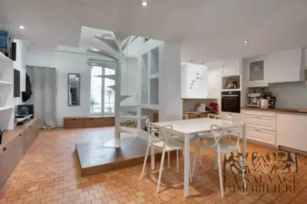 Achat loft à vendre 3 pièces 77 m² - Paris 4ème arrondissement