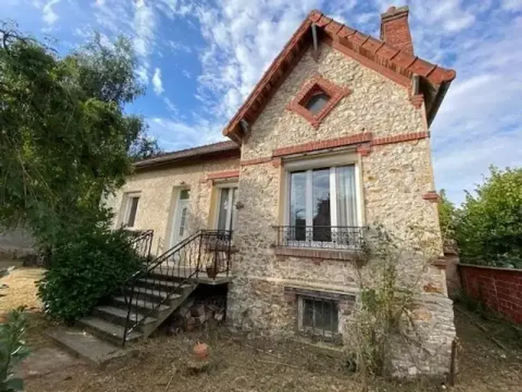 Achat maison à vendre 3 chambres 88 m² - Bouglainval