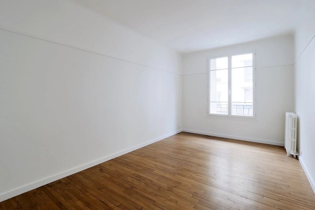 Achat appartement à vendre 2 pièces 51 m² - Paris 18ème arrondissement