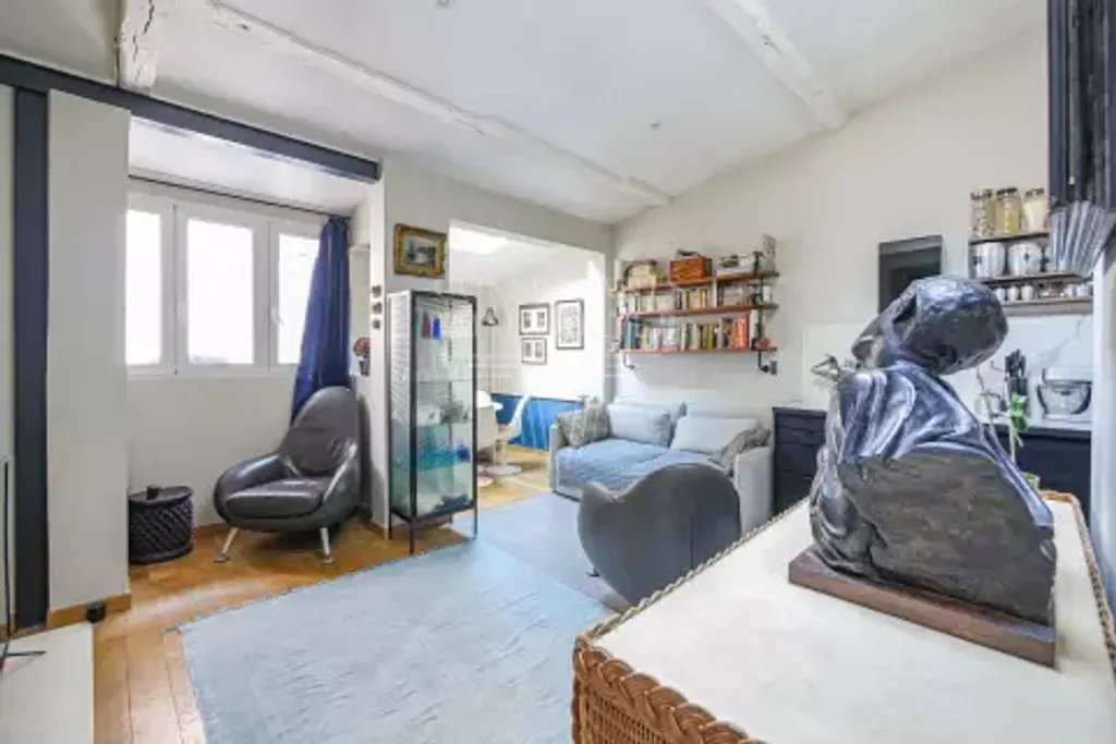 Achat duplex à vendre 4 pièces 74 m² - Paris 17ème arrondissement