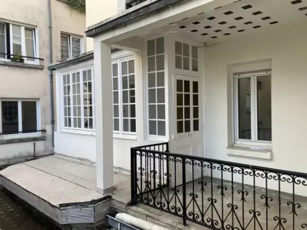 Achat appartement à vendre 5 pièces 114 m² - Belfort