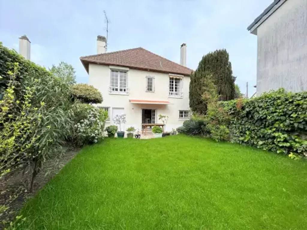 Achat maison à vendre 2 chambres 99 m² - Croissy-sur-Seine