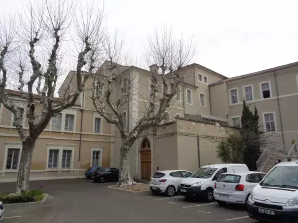 Achat appartement à vendre 3 pièces 90 m² - Tarascon