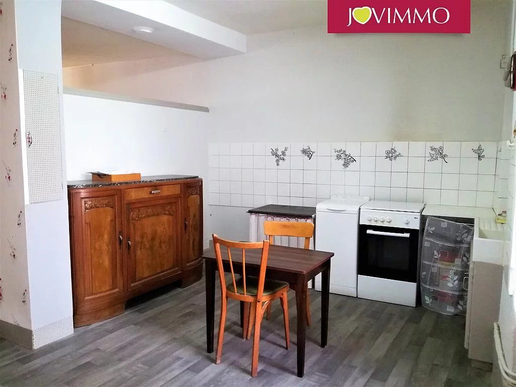 Achat maison à vendre 4 chambres 84 m² - Saint-Bonnet-Tronçais