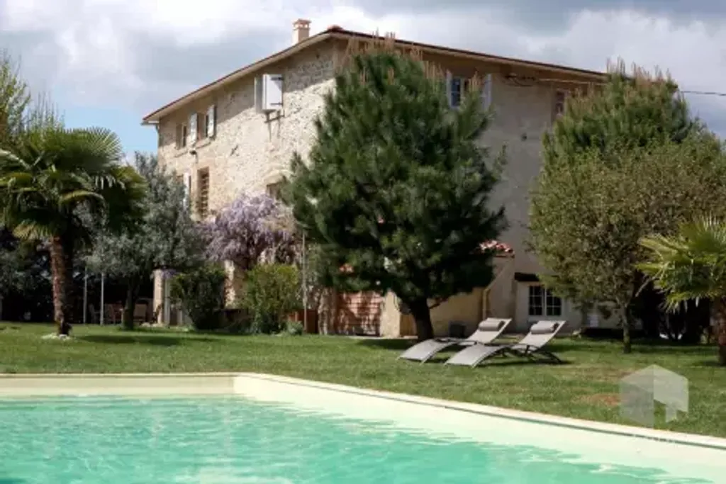 Achat maison à vendre 7 chambres 280 m² - Romans-sur-Isère
