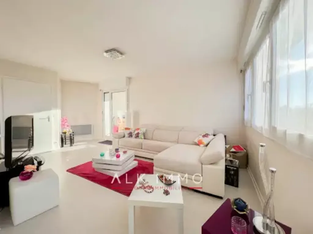 Achat appartement à vendre 3 pièces 69 m² - Annecy
