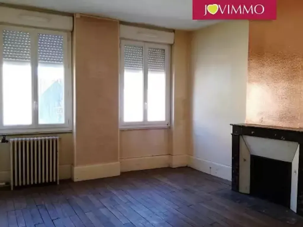 Achat maison à vendre 2 chambres 100 m² - Saint-Amand-Montrond