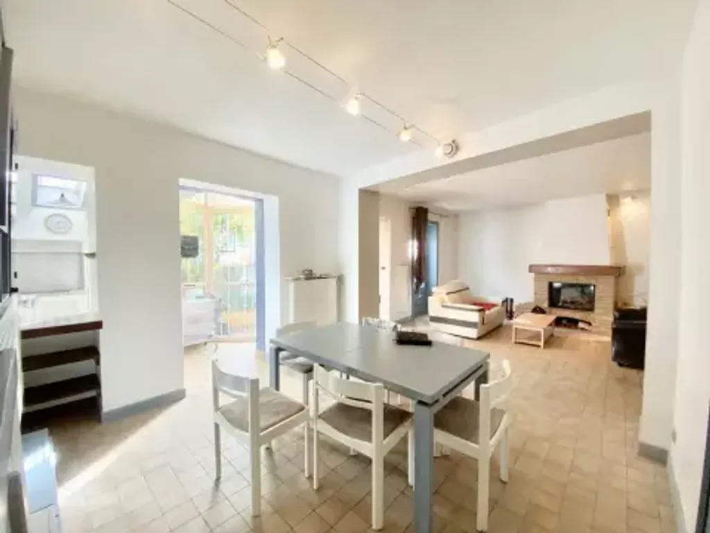 Achat maison à vendre 4 chambres 120 m² - Vienne