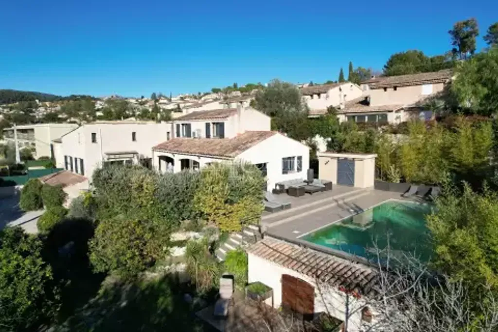 Achat maison à vendre 6 chambres 292 m² - La Colle-sur-Loup