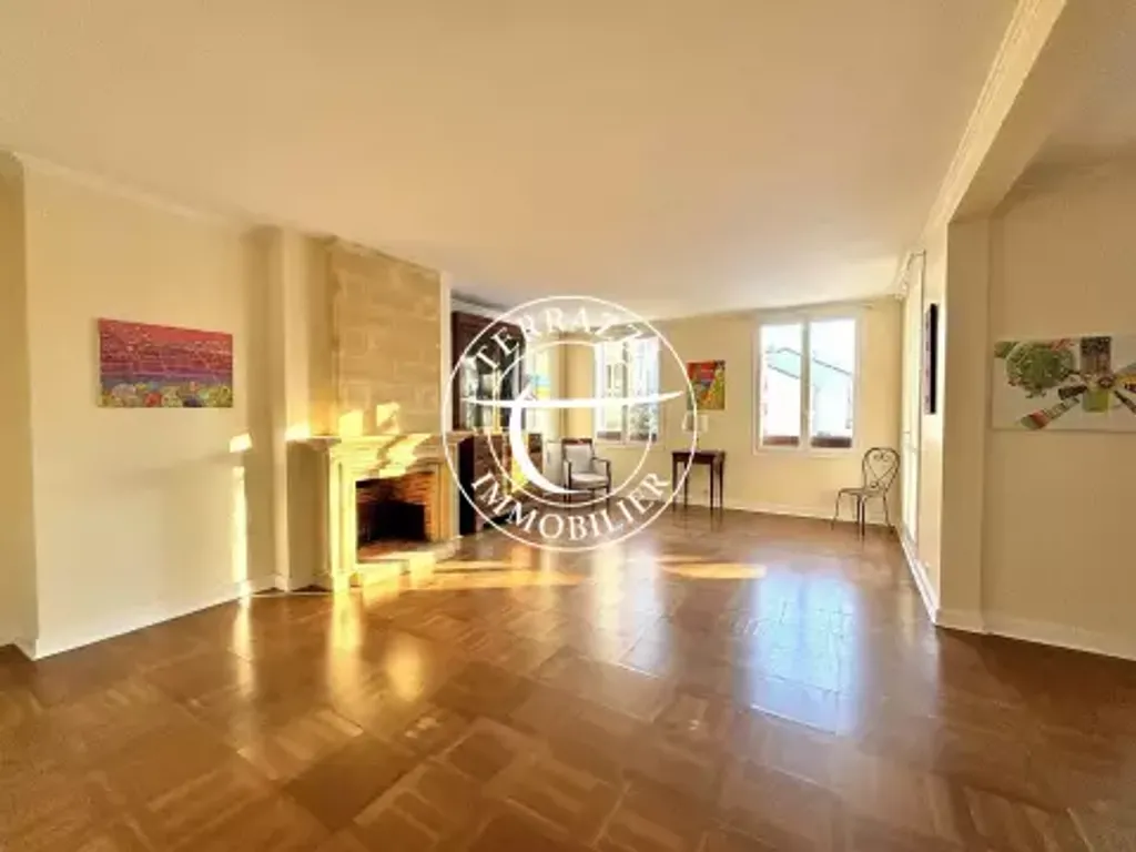 Achat appartement à vendre 5 pièces 141 m² - Louveciennes
