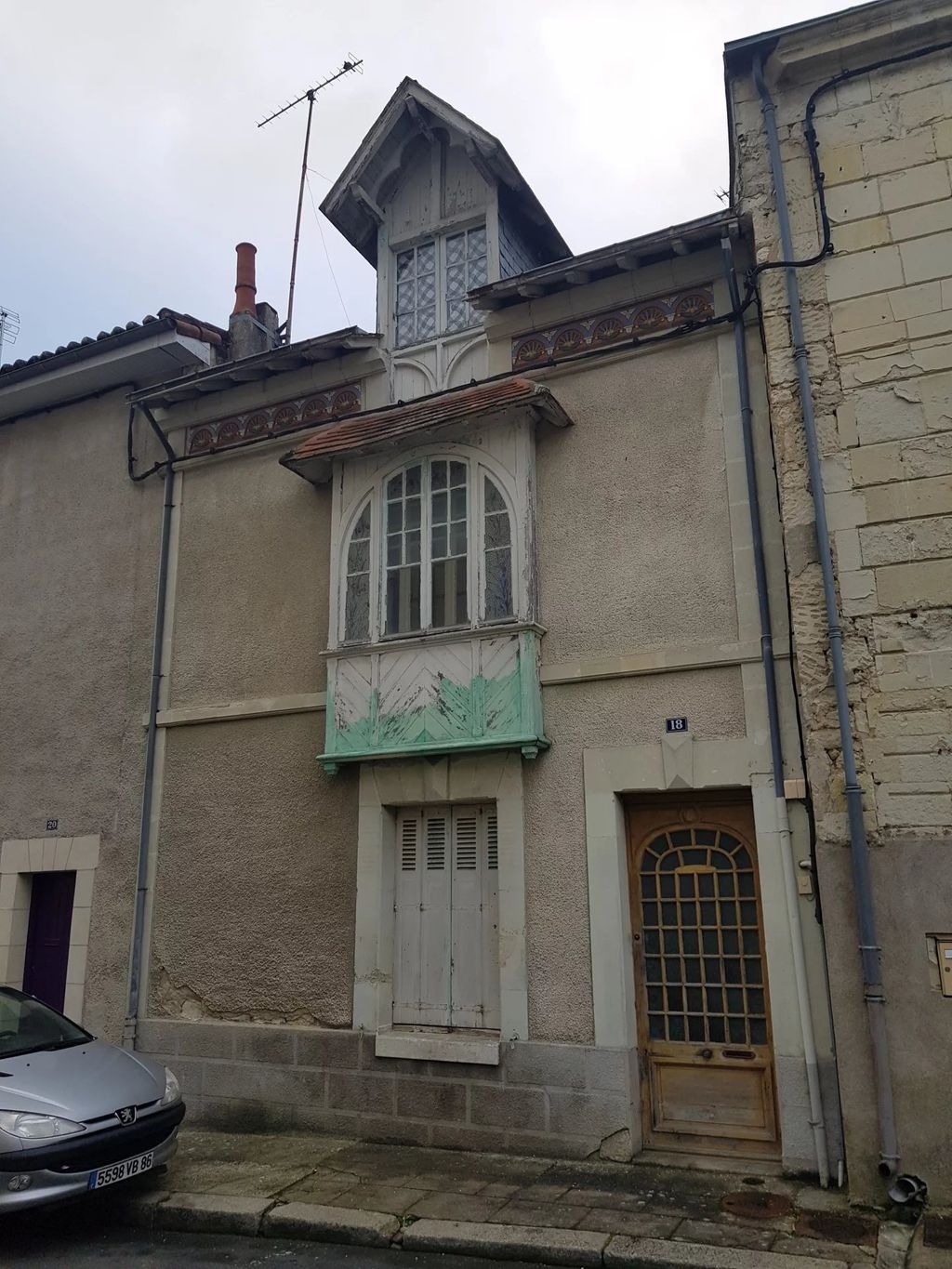 Achat maison à vendre 2 chambres 69 m² - Loudun