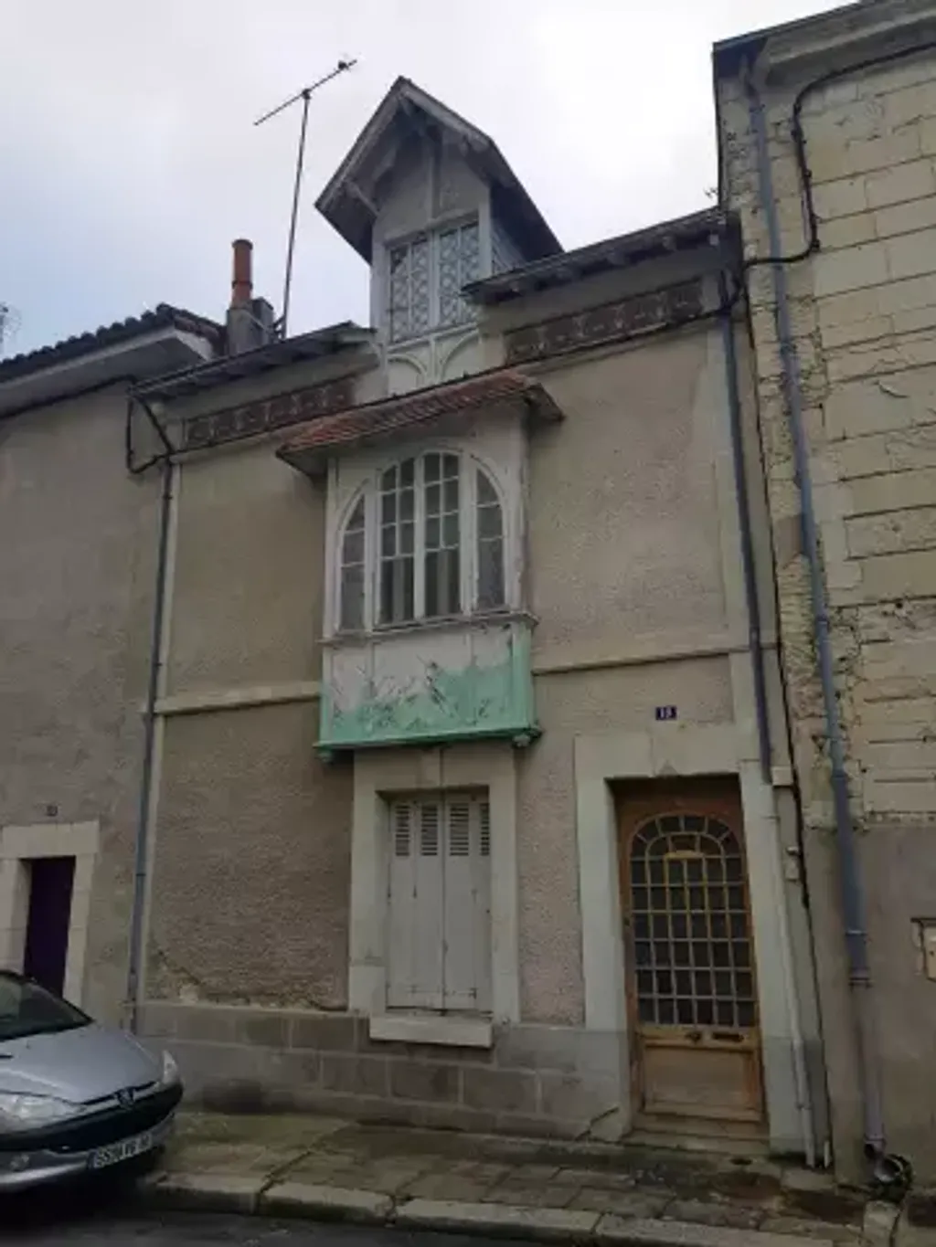 Achat maison à vendre 2 chambres 69 m² - Loudun