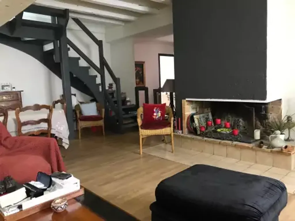 Achat maison à vendre 3 chambres 110 m² - Bressuire