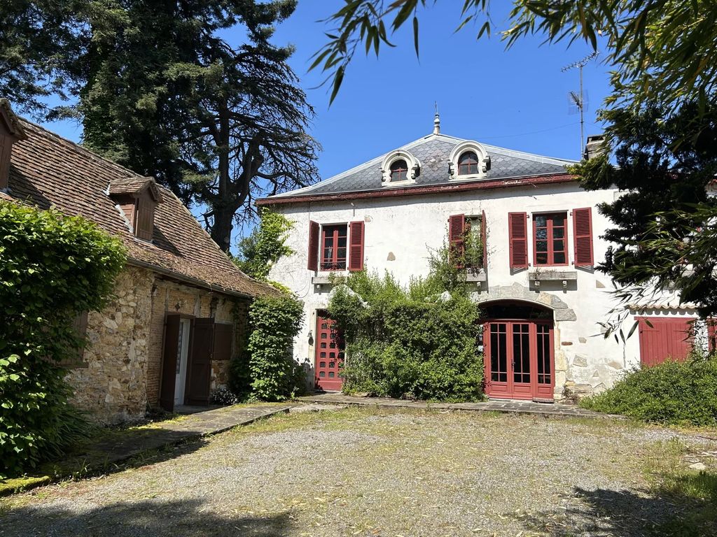 Achat maison à vendre 5 chambres 511 m² - Salies-de-Béarn