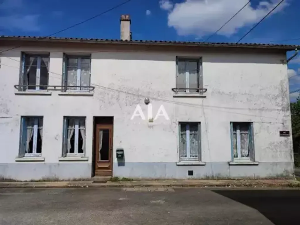 Achat maison à vendre 4 chambres 109 m² - Ruffec