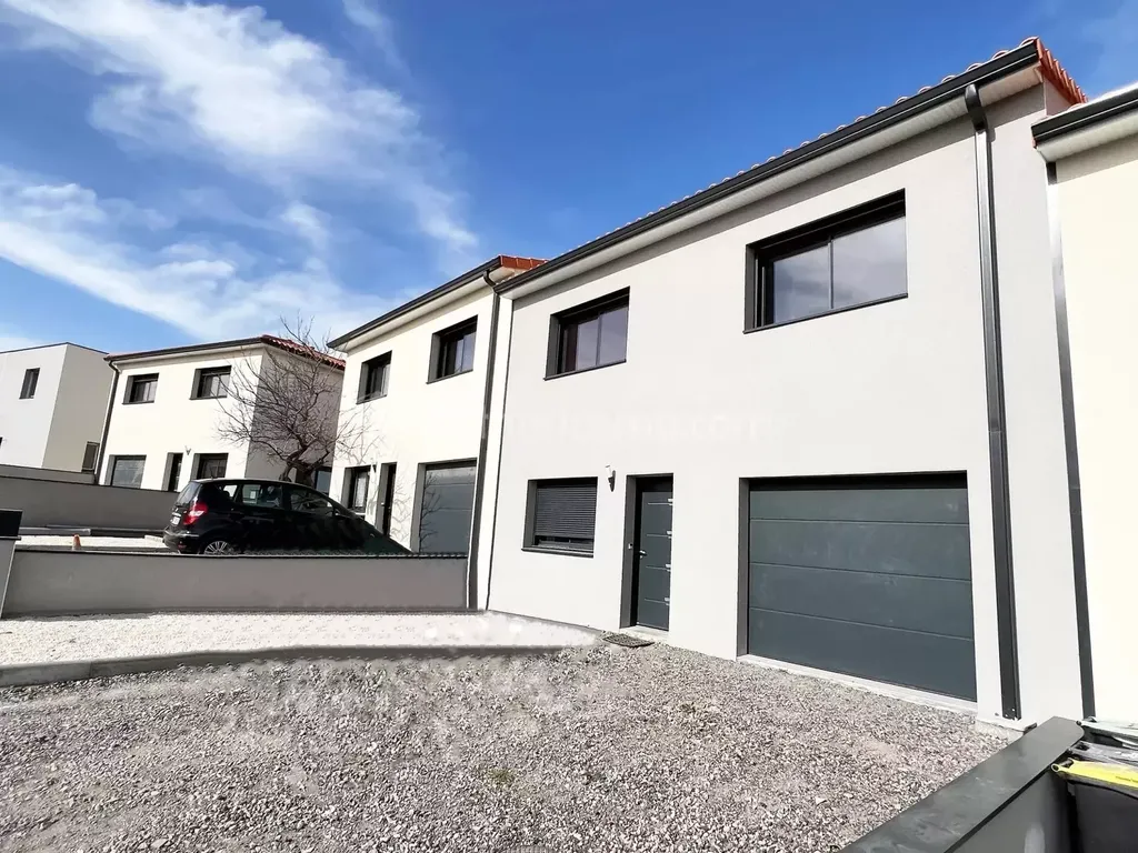 Achat maison à vendre 4 chambres 132 m² - Cournon-d'Auvergne