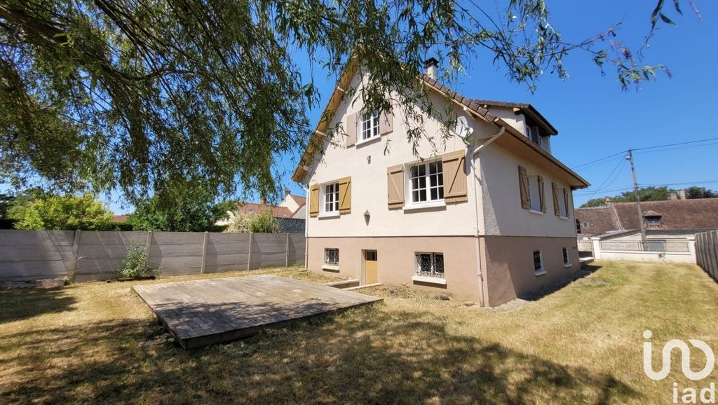 Achat maison à vendre 4 chambres 129 m² - Valence-en-Brie