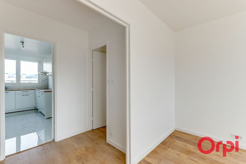 Achat appartement à vendre 3 pièces 71 m² - Bagnolet