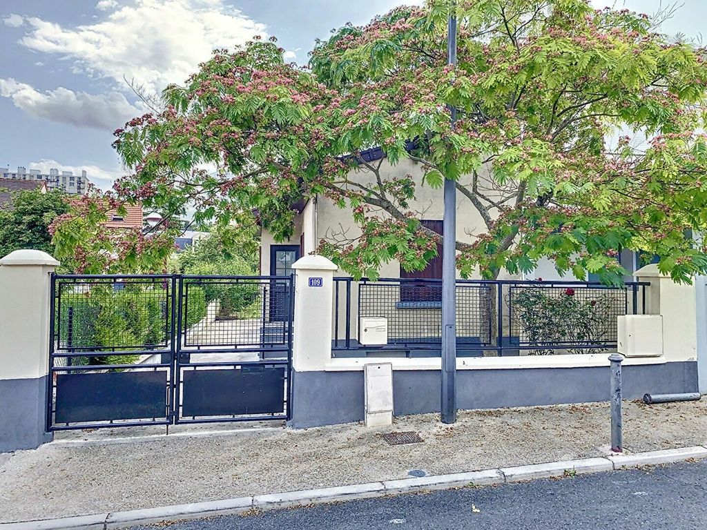Achat maison à vendre 3 chambres 107 m² - Châtillon