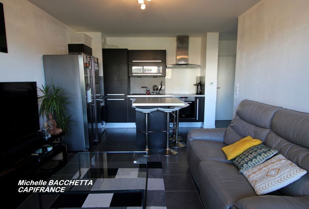 Achat appartement à vendre 3 pièces 53 m² - Ustaritz