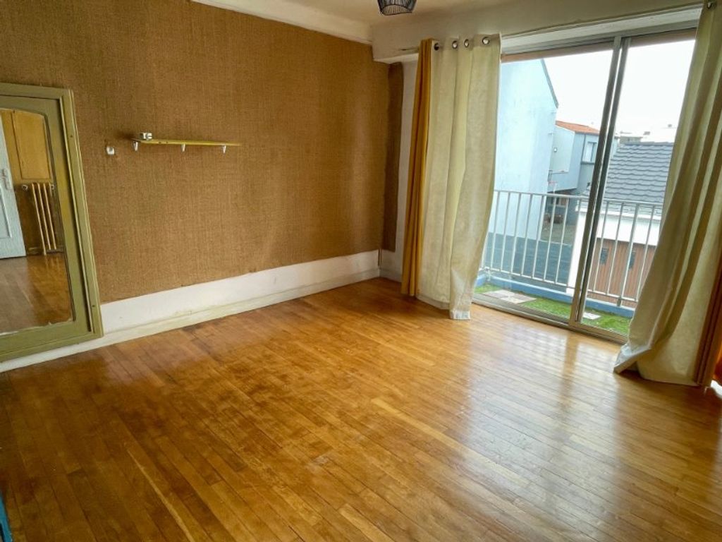 Achat maison à vendre 5 chambres 240 m² - Challans