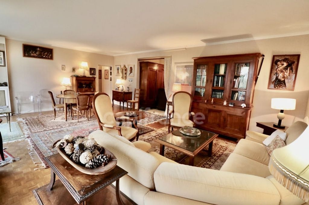 Achat appartement à vendre 4 pièces 97 m² - Saint-Germain-en-Laye