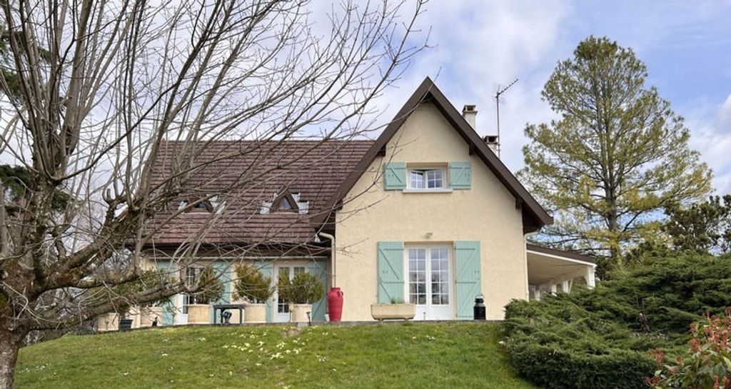 Achat maison à vendre 5 chambres 160 m² - Villette-d'Anthon