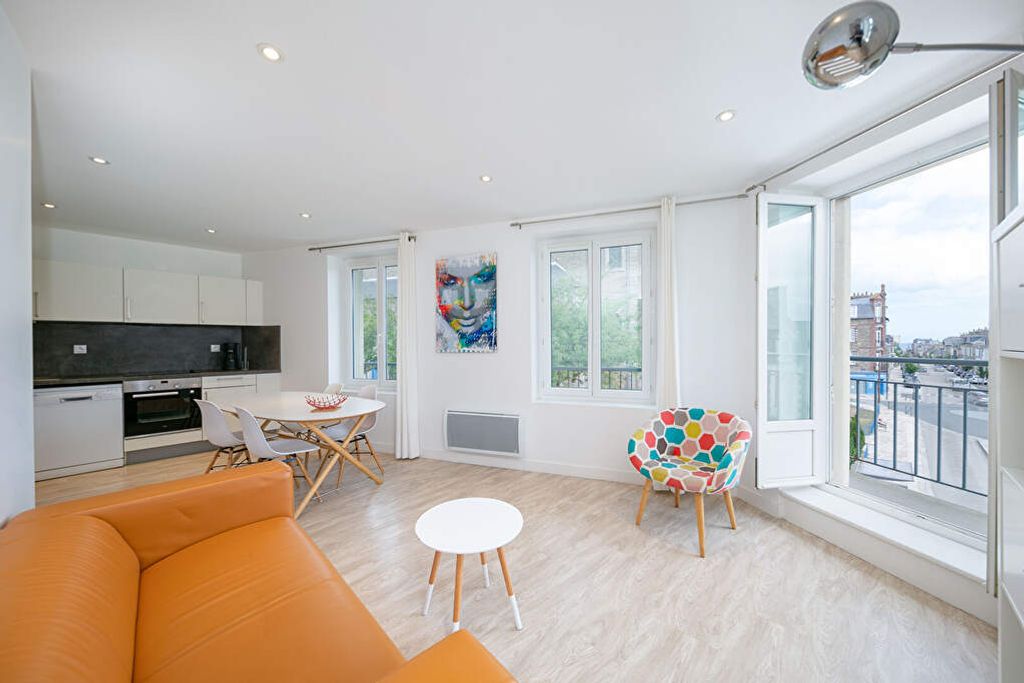 Achat appartement à vendre 6 pièces 88 m² - Dinard