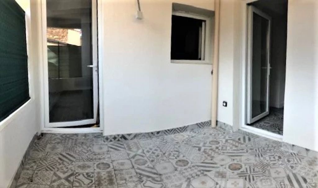 Achat appartement à vendre 2 pièces 43 m² - Cogolin