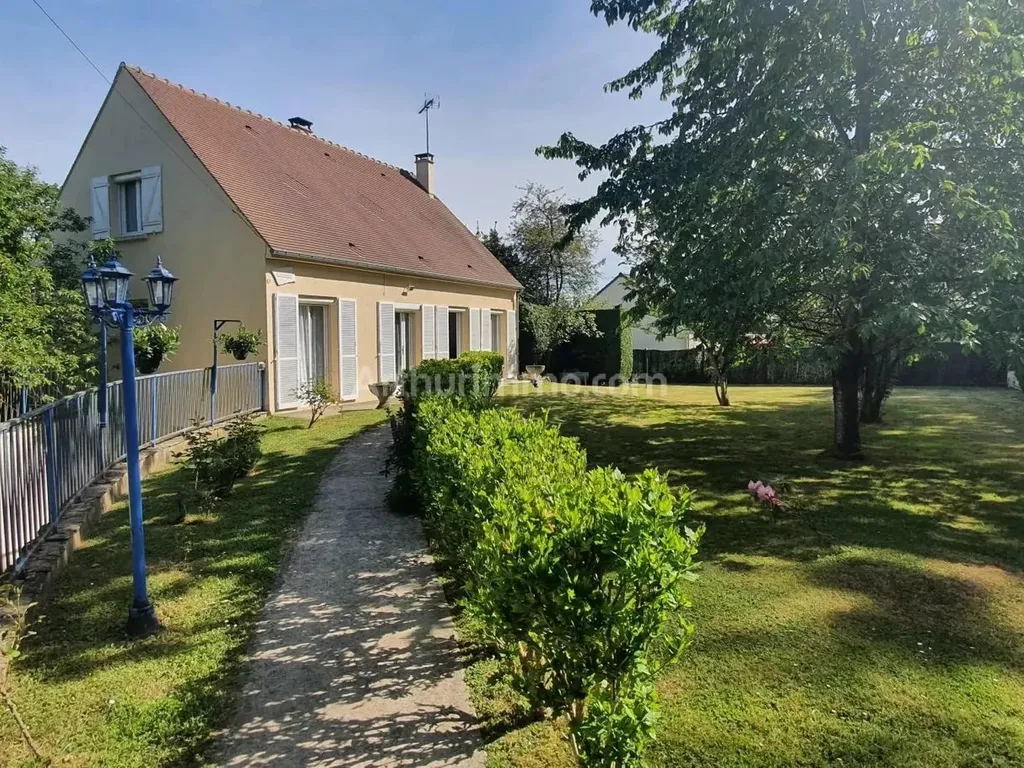 Achat maison à vendre 4 chambres 123 m² - Chaumont-en-Vexin