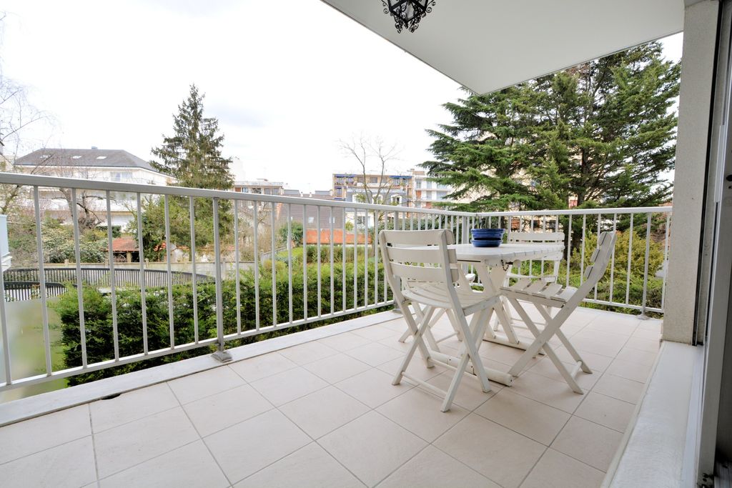 Achat appartement à vendre 5 pièces 92 m² - Saint-Maur-des-Fossés