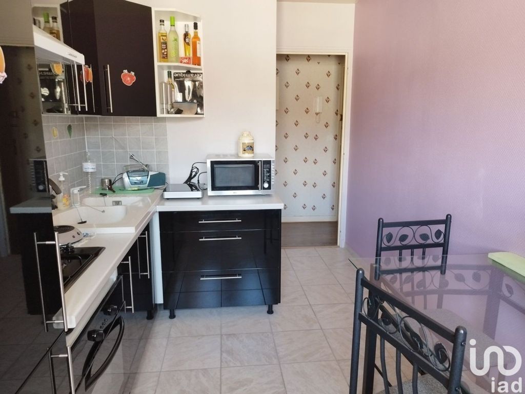 Achat appartement à vendre 3 pièces 66 m² - La Chapelle-Saint-Luc