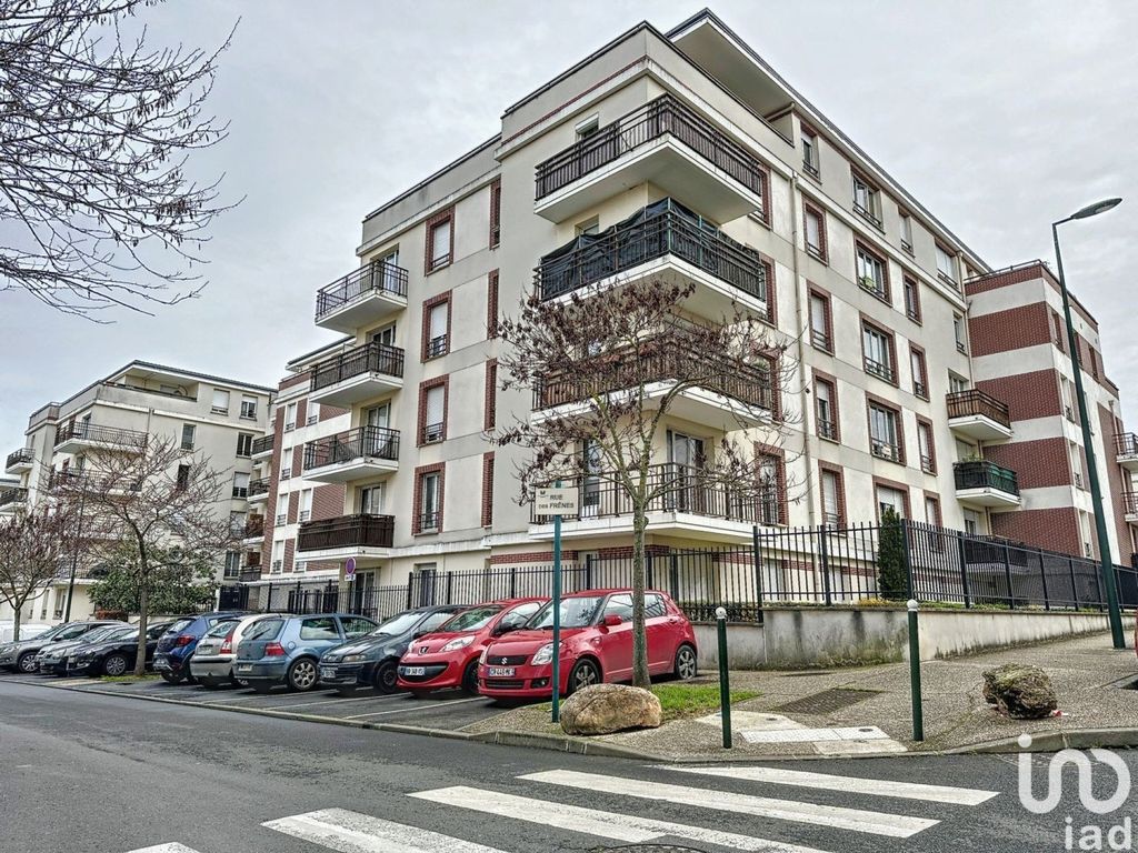 Achat appartement à vendre 2 pièces 45 m² - Corbeil-Essonnes
