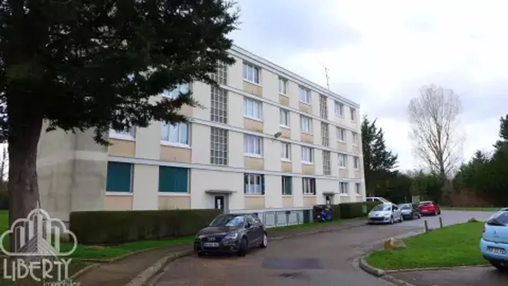 Achat appartement à vendre 2 pièces 43 m² - Trappes