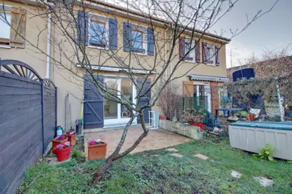 Achat maison à vendre 2 chambres 65 m² - Les Mureaux