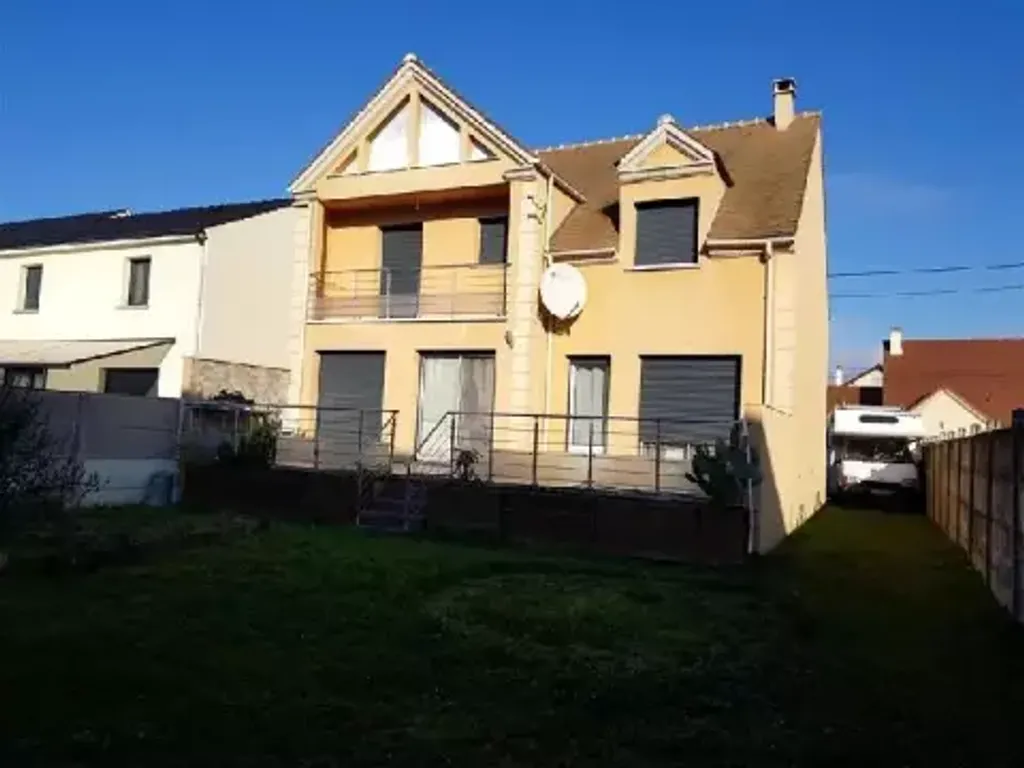 Achat maison à vendre 5 chambres 150 m² - Sainte-Geneviève-des-Bois