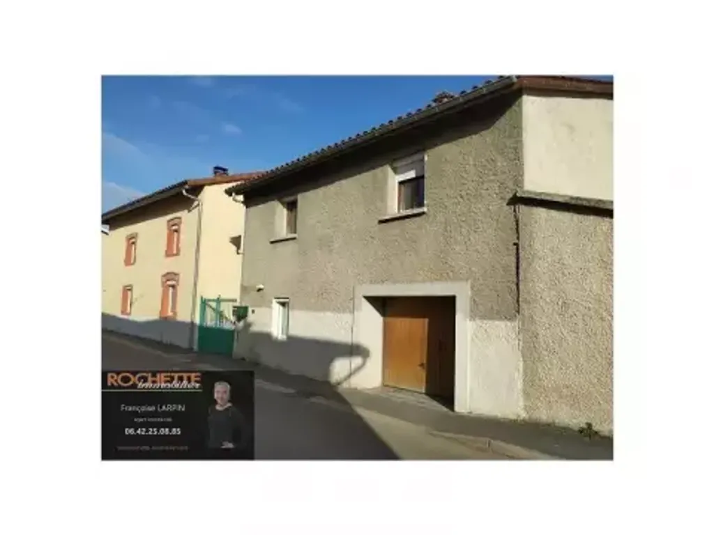 Achat maison à vendre 4 chambres 120 m² - Sainte-Agathe-la-Bouteresse