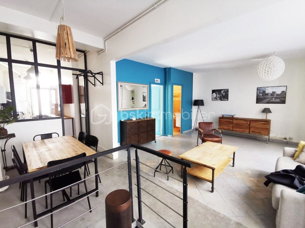Achat loft à vendre 4 pièces 87 m² - Paris 18ème arrondissement